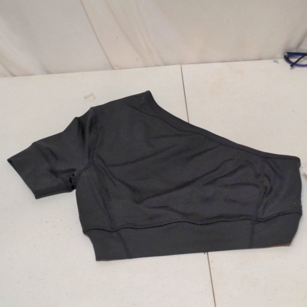 NWT Z by Zella black cropped one shoulder top size medium